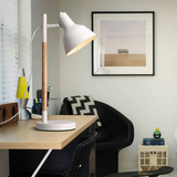 中能灯具 北欧铁艺现代简约木书桌灯卧室书房创意暖光艺台灯