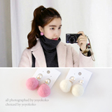韩国进口 小甜美 粉色 奶油色 毛球球后扣耳堵 珍珠 耳钉 FS06