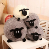 毛绒玩具羊公仔肖恩羊抱枕创意男女友生日礼物情侣小羊玩偶靠垫枕