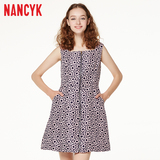 Nancyk2016春装新品收腰修身中长款花版无袖方领拉链连衣裙