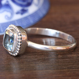天然天空蓝宝石戒指 女款925 纯银托帕石简约版 简单大方 戒指