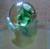 精品绿幽灵吊坠/手掌和水晶球造型/掌上明珠/纯天然绿色/罕见难得