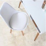 热卖实木伊姆斯椅子 创意餐椅现代简约塑料咖啡厅洽谈桌椅组合