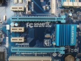 Gigabyte/技嘉 B75M-D3V集成大板USB3.0 SATA3 1155针脚超H77 Z77
