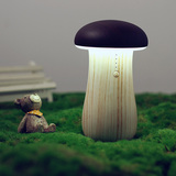 合米生活可爱蘑菇LED可转换USB插头充电宝两用便携移动电源小夜灯