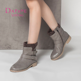 Daphne/达芙妮2015新款 英伦潮休闲圆头平底女鞋短靴子1515605030
