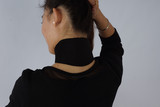 【天天特价】托玛琳自发热护颈发热护颈带颈椎保暖颈套超薄保健
