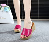 2015夏季韩版拖鞋中跟真皮坡跟女凉拖高跟厚底皮拖时尚软底一字拖