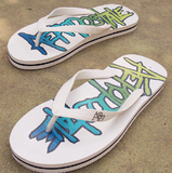 夏季韩版男士超轻沙滩人字拖时尚字母凉拖鞋防滑泡沫底男款拖鞋