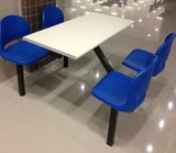 食堂四人位连体快餐桌椅组合 长方形桌子 塑料桌椅学生食堂桌子