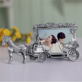 公主马车相框创意相框欧式相框居家礼品结婚复古金属相框摆台