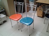 重庆德福家具，全新的橙色椅子/蓝色铁艺皮质靠背餐椅/简约/特价