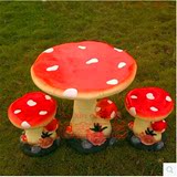 时尚工艺幼儿园卡通树脂蘑菇摆件家居儿童创意桌椅花园大蘑菇茶几
