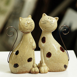 欧式现代创意陶瓷器猫窑变情侣猫动物隔板小摆件客厅家居软装饰品