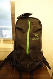 【海龟】香港代购 Arcteryx Arro 22 Backpack 双肩背包
