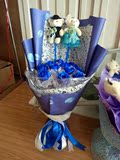 蓝玫瑰小熊鲜花花束生日礼物母亲节教师节捧花花语求婚示爱同城送