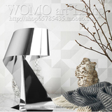 沃盟台灯现代简约创意黑白两色台灯铁艺卧室床头书房工作折纸台灯