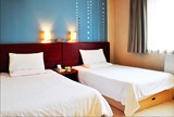 北京酒店预订 飘HOME连锁酒店国贸东店标准双床房 CBD旅游住宿