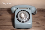怀旧收藏酒吧橱窗影视摄影拍摄拍照道具 vintage文革老拨盘电话机