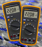 FLUKE福禄克具有温度和频率测量功能的万用表17B