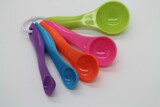 烘焙工具 量勺 奶粉勺调料勺刻度计量勺 彩色5件套称量克度勺子