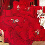 韩版大红色结婚床上用品四件套提花刺绣十件套床盖蕾丝花边可爱版