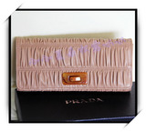 Prada专柜正品英国代购1M1244真皮粉色褶皱长款多卡位女钱包PR14