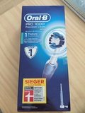 瑞士直邮代购德国博朗欧乐B Oral B pro1000电动牙刷