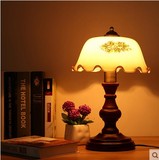 美式台灯复古实木创意卧室床头灯美式乡村客厅老上海装饰台灯9346
