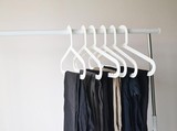 免代购费 宜家IKEA巴吉思衣架晾衣架衣撑衣挂干湿两用黑白色4个装