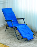 可快速折叠 加固躺椅 便携式休闲躺椅 办公午休椅 加棉睡椅