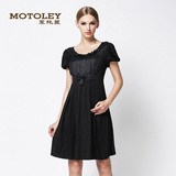 Motoley/慕托丽 气质圆领钉珠褶皱高腰短袖连衣裙