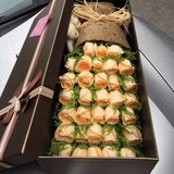 33朵香槟玫瑰鲜花礼盒上海同城鲜花速递生日送花订花 市区免费