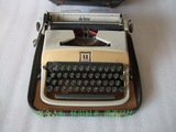老物件underwood英文打字机带原装盒子可使用收藏做道具装饰摆设