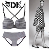 DK文胸套装夏季维多利亚女士秘密一片式无痕聚拢美背性感的内衣罩