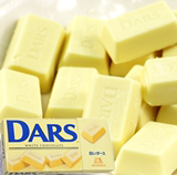 日本进口零食品森永DARS丝滑香浓白巧克力波瑠宫崎葵代言42g