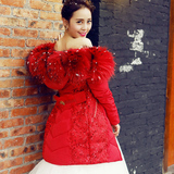 2015冬装奢华大毛领时尚修身结婚回门红色新娘羽绒服女中长款加厚