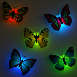 创意发光蝴蝶可粘贴小夜灯 装饰氛围七彩小夜灯LED灯地摊货源批发