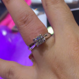 福大生钻石女戒指18K白金60分求婚钻戒女一克拉结婚群镶钻石正品