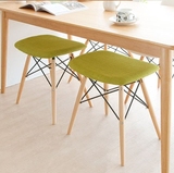 时尚伊姆斯椅子现代简约实木餐椅家用布艺休闲椅宜家书桌椅书房椅