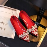 春秋新品红色婚鞋中跟粗跟尖头浅口单鞋水钻珍珠新娘鞋孕妇婚鞋子