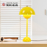 侯歌现代简约时尚卧室台灯美式宜家客厅书房床头灯创意个性灯具