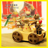 Jeancard台湾木质音乐盒生日熊手摇车八音盒日本机芯生日圣诞礼物