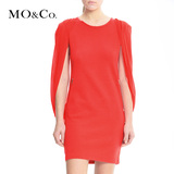 MO&Co.春季款圆领插肩袖拼接式连身裙女 时尚拉链装饰连衣裙moco
