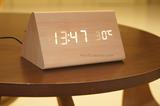 欧式静音个性简约现代led夜光声控温度数显摆件工艺台钟闹钟创意