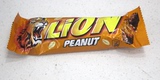 英国代购Nestle LION雀巢焦糖脆米饼干花生巧克力威化休闲零食