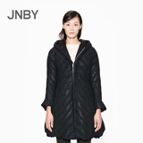 JNBY江南布衣冬装女保暖中款时尚设计连帽羽绒服5C97015