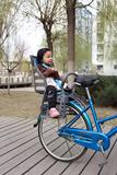 自行车儿童安全座椅电动车后座宝宝后置坐单车塑料超轻可装雨棚