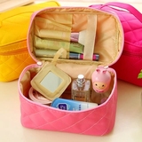 包邮化妆箱新款女包袋 韩版菱格专业化妆包大容量收纳手提包