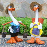 卡通动物雕塑树脂工艺品广场公园庭院园林户外装饰品草帽鸭子摆件